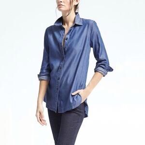 Banana Republic Parker Chambray Button Down Sz XS